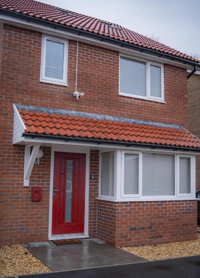 The Red House Modern Stylish Home From Home Walking Distance To Cardiff Bay And City Centre With Parking 外观 照片