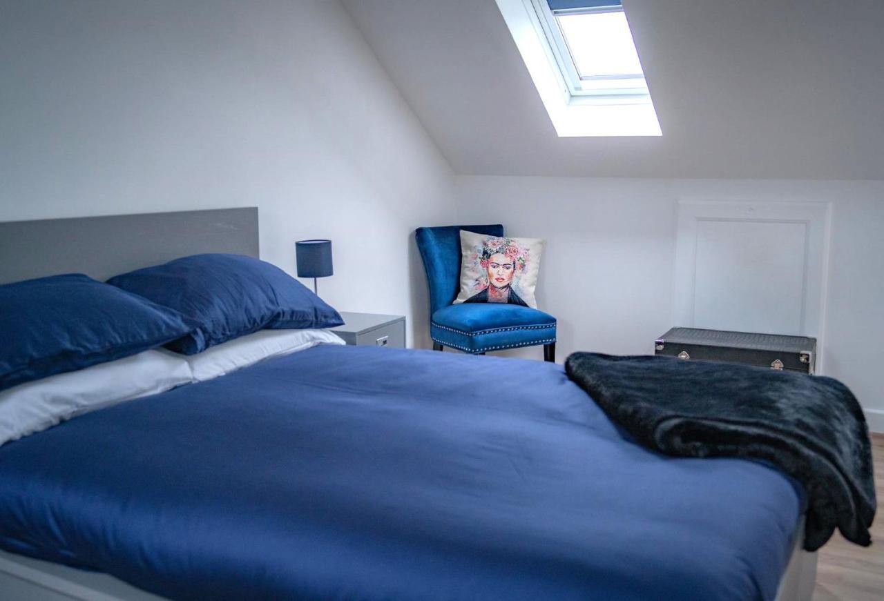 The Red House Modern Stylish Home From Home Walking Distance To Cardiff Bay And City Centre With Parking 外观 照片